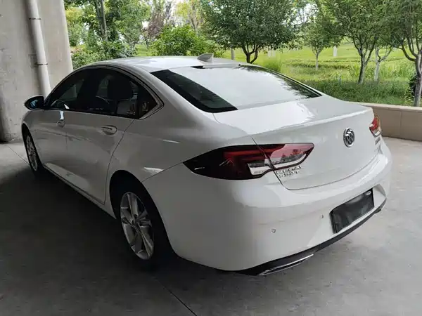 Buick Regal 2020