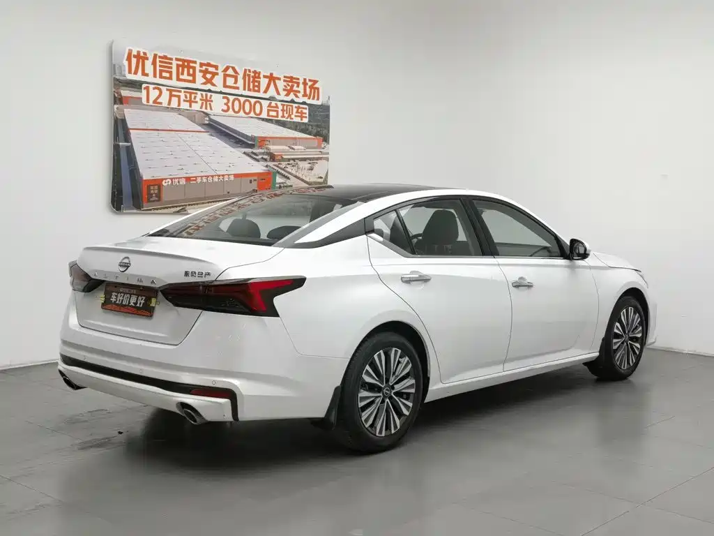 Nissan Teana 2024
