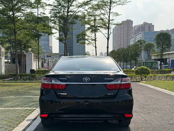 Toyota Camry 2016