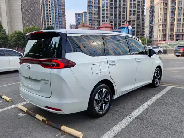 GAC Trumpchi M6 2023