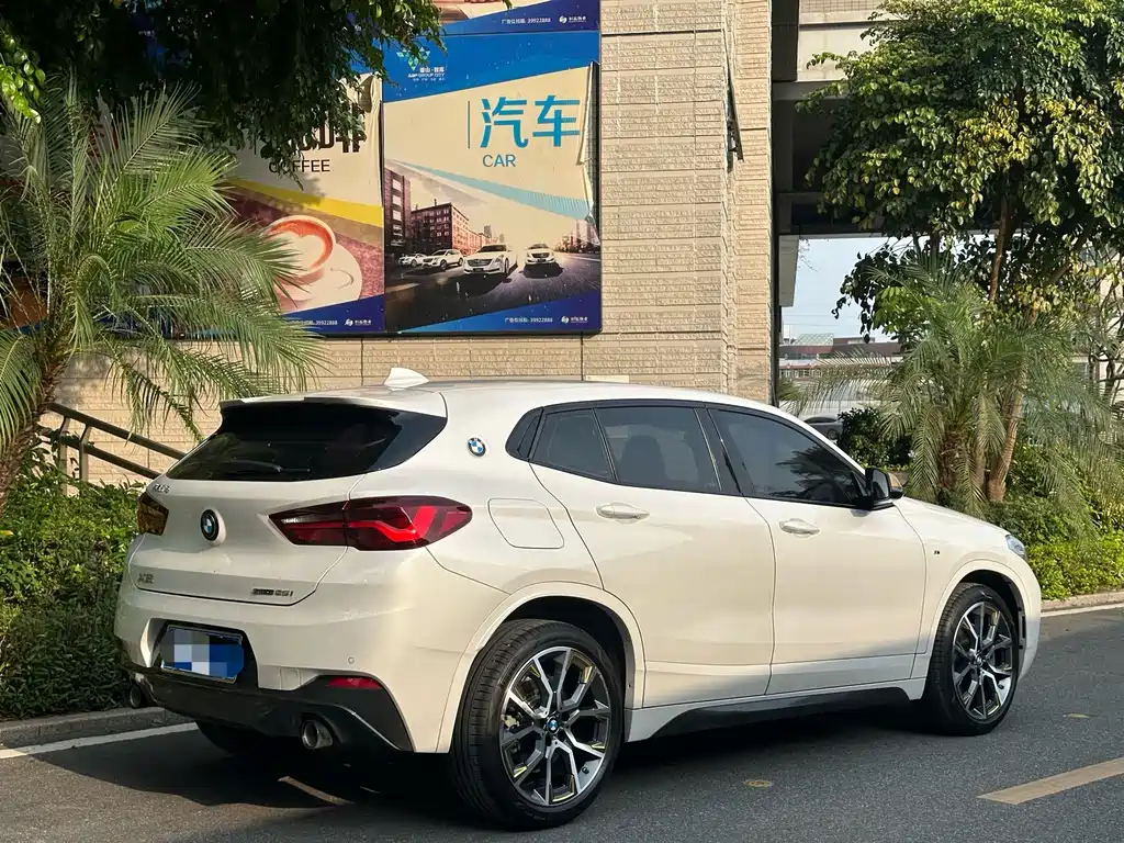 BMW X2 2023 — фото 4