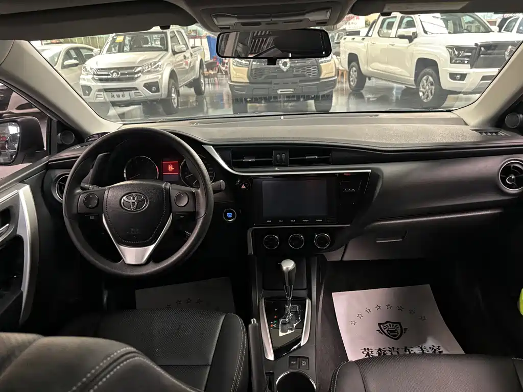 Toyota Corolla 2019 — фото 10