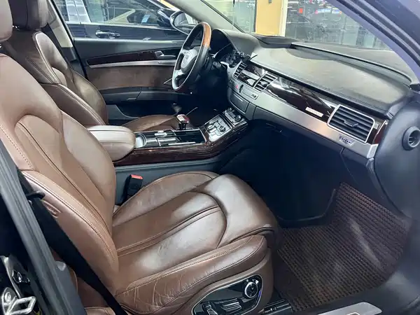 Audi A8 2013