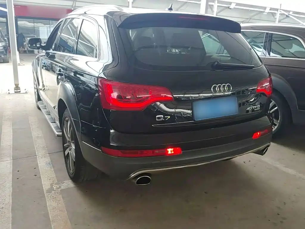 Audi Q7 2015 — фото 5