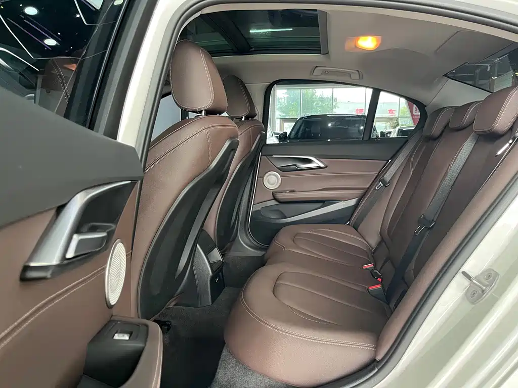 BMW 1 Series 2022