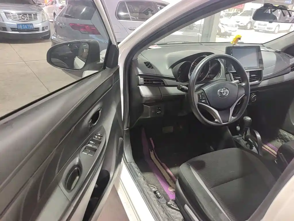 Toyota Vios 2023 — фото 16