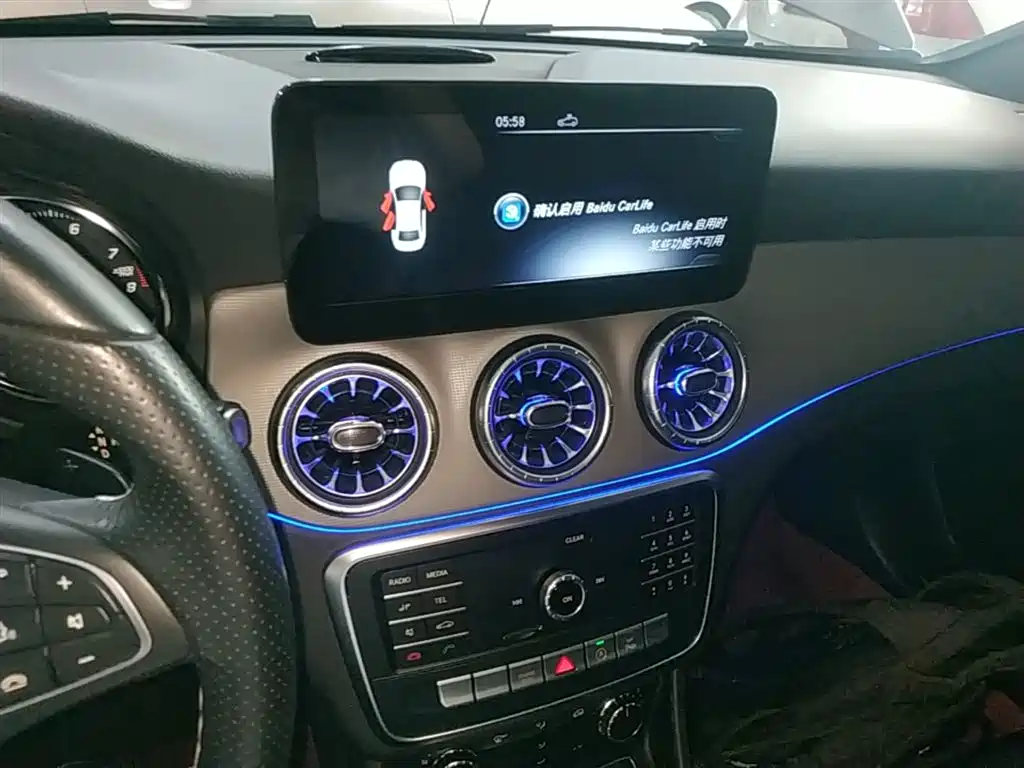 Mercedes-Benz CLA 2018 — фото 13