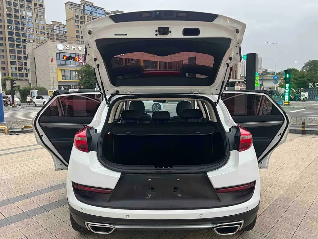 Geely Emgrand GS 2019 — фото 12