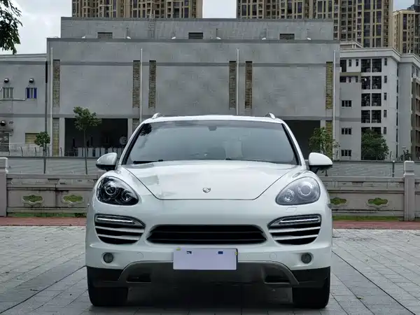 Porsche Cayenne 2011