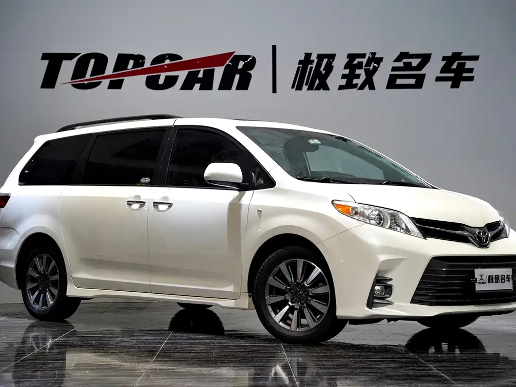 Toyota Sienna 2020 — фото 1