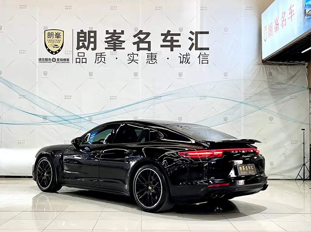 Porsche Panamera 2018 — фото 6