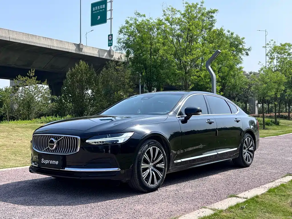 Volvo S90 2023 — фото 1