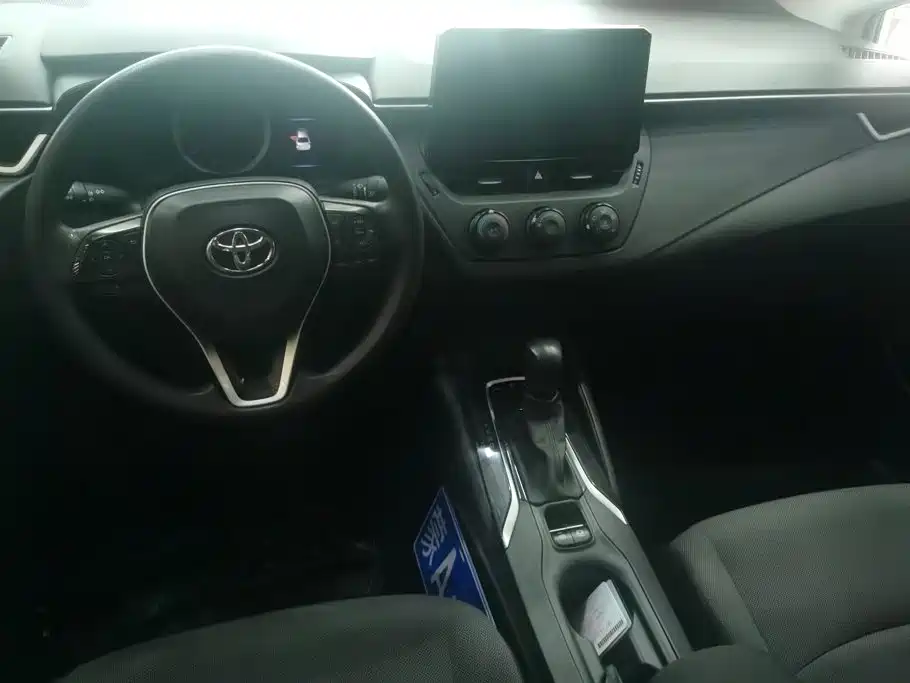 Toyota Corolla 2020 — фото 12