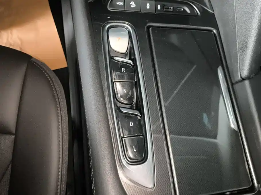 Buick Enclave 2020 — фото 16
