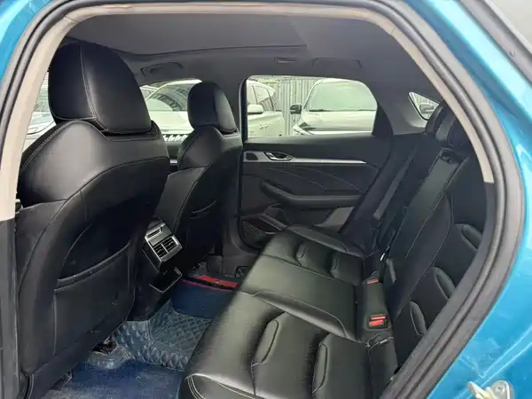 Geely Xingrui 2021
