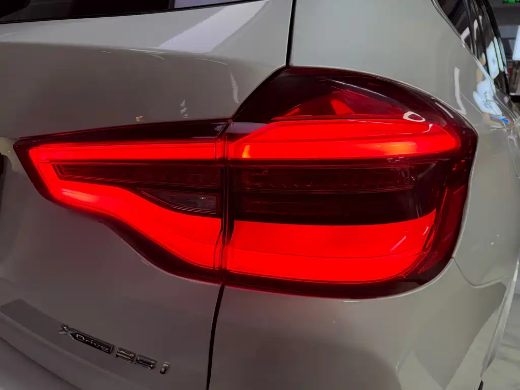 BMW X3 2020 — фото 13