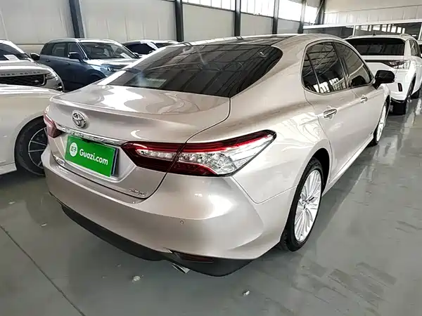 Toyota Camry 2019
