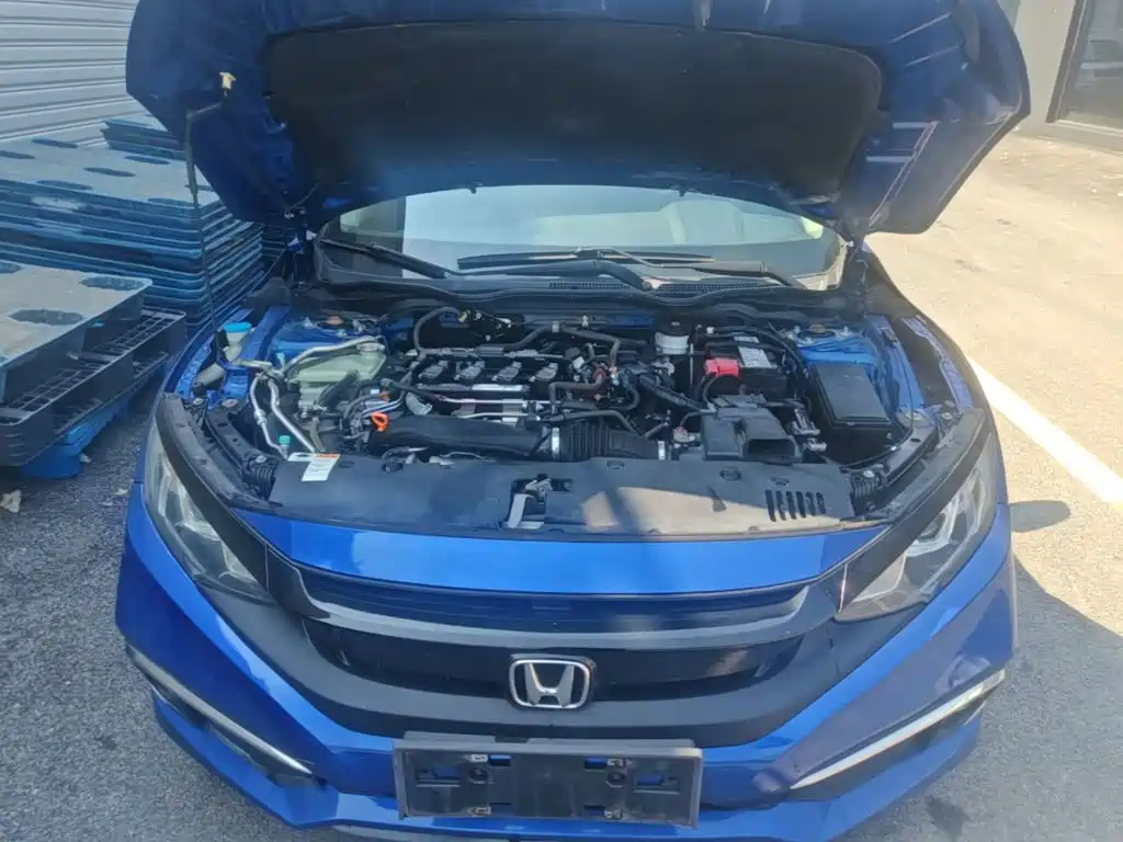 Honda Civic 2019 — фото 16