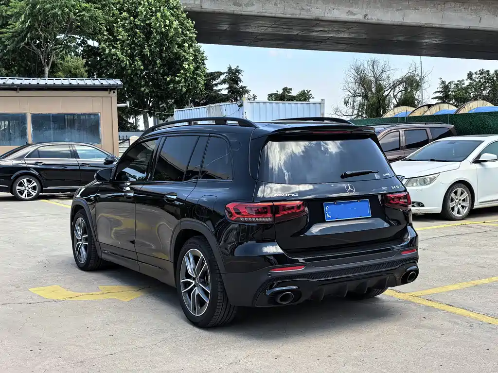 Mercedes-Benz GLB AMG 2024