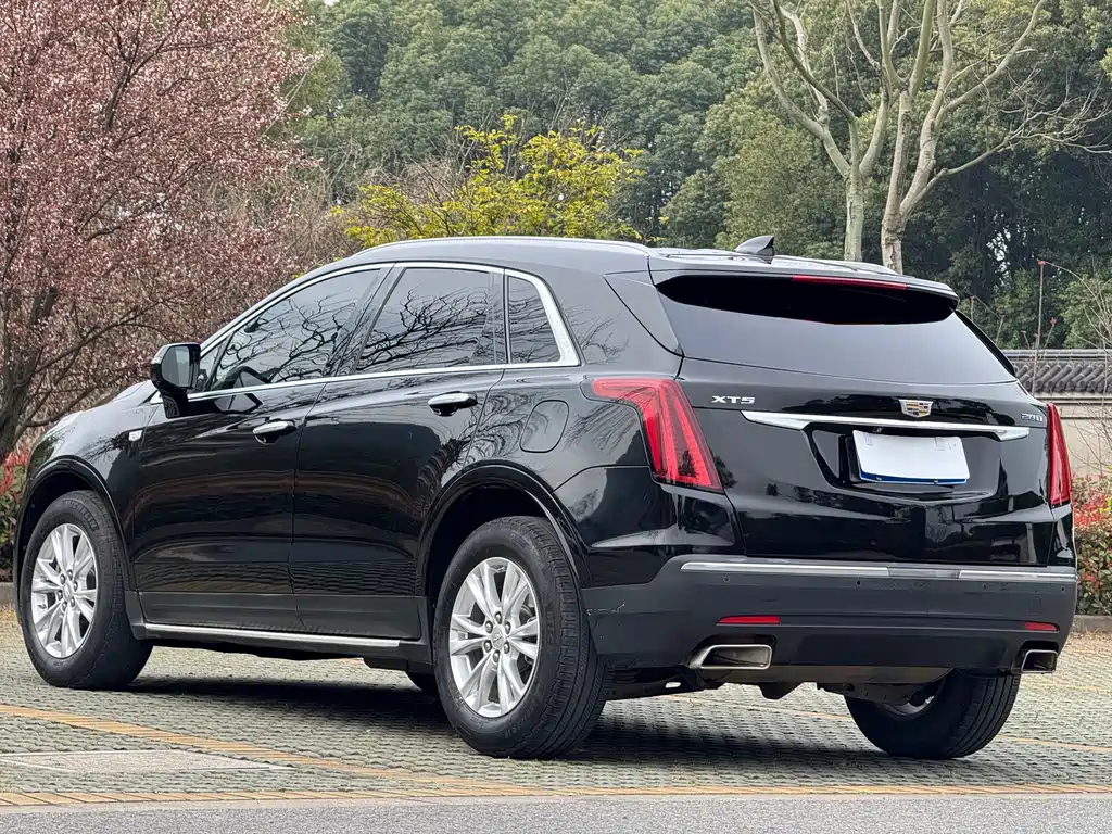 Cadillac XT5 2019 — фото 14
