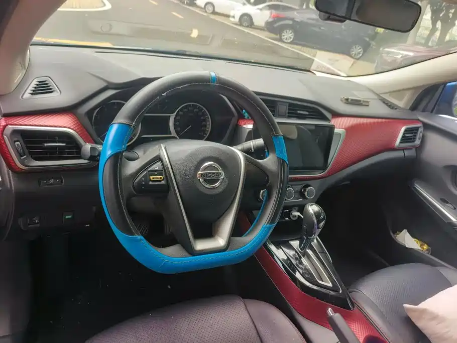 Nissan Bluebird 2018 — фото 12