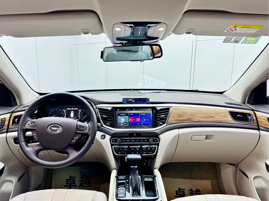 GAC Motor Trumpchi GS8 2018 — фото 20