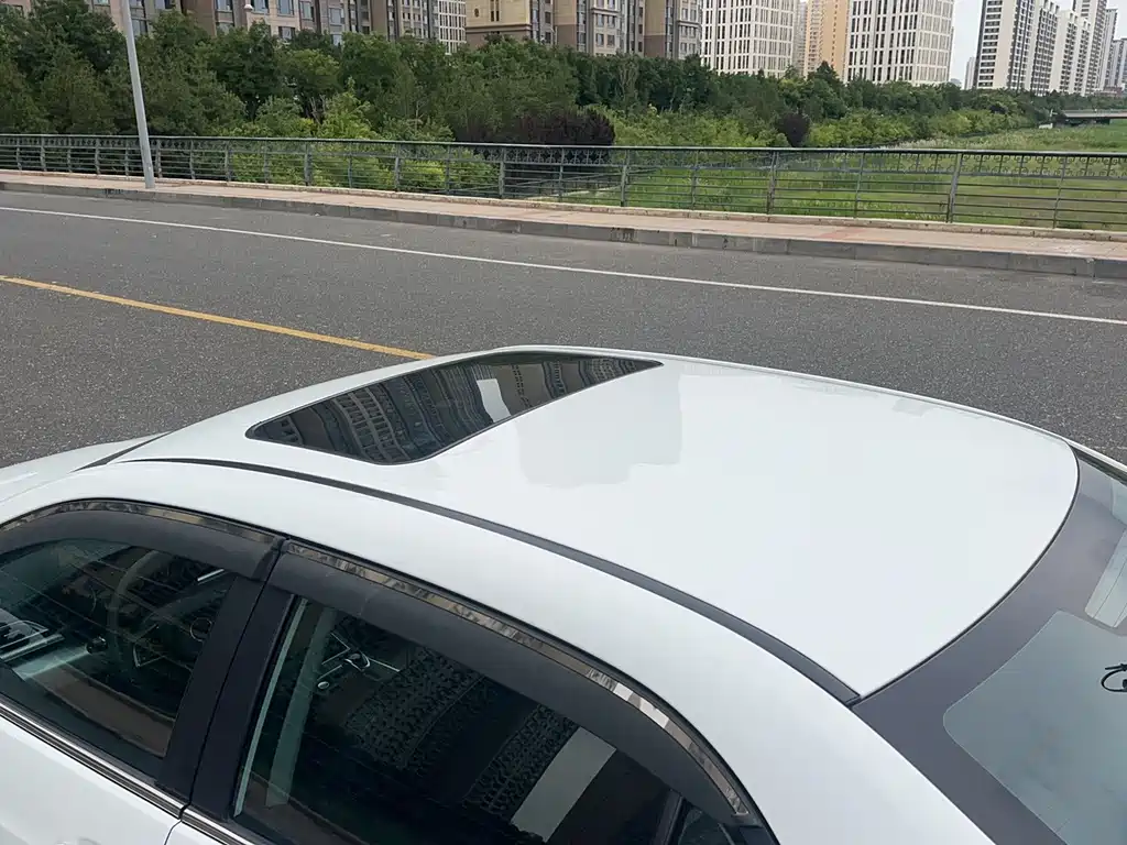 BYD Qin NEV 2020 — фото 12