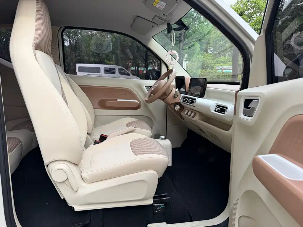 Wuling Hongguang MINIEV 2024