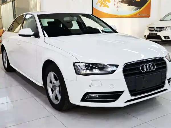 Audi A4L 2013