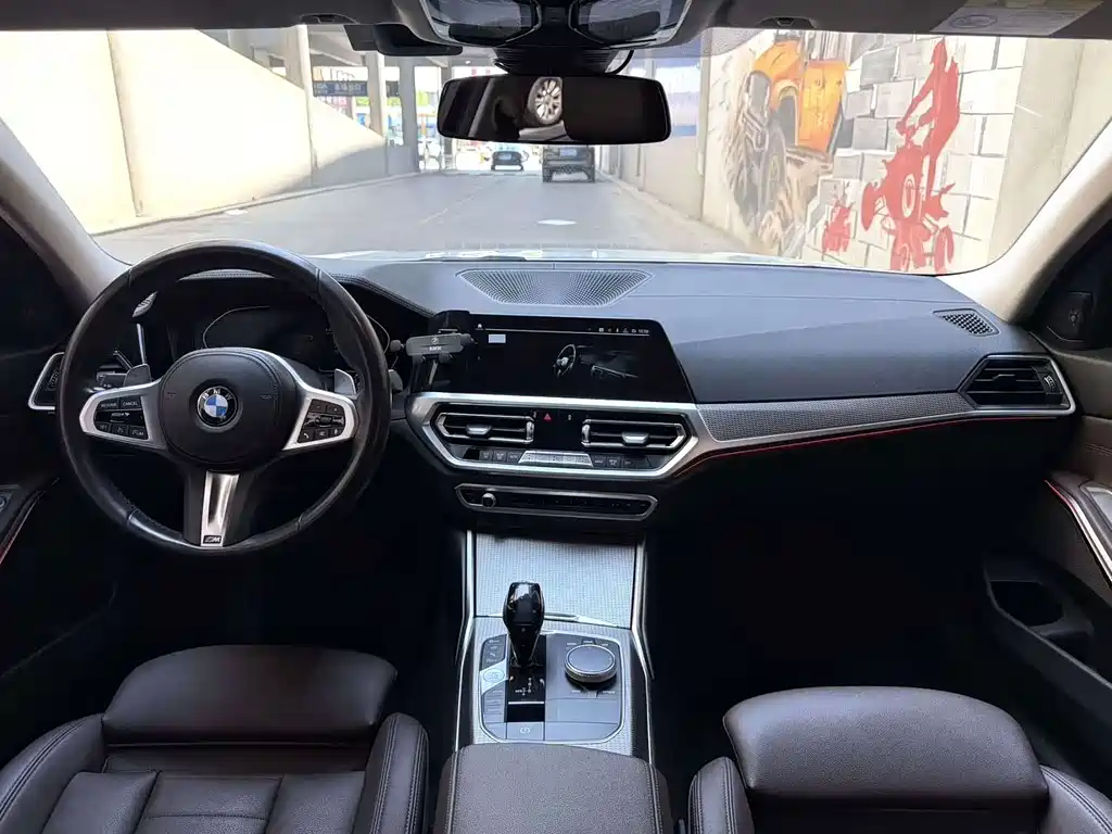 BMW 3 Series 2019 — фото 4