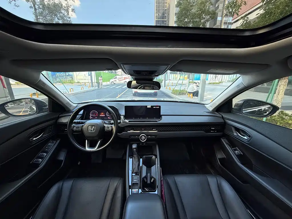 Honda Accord 2024