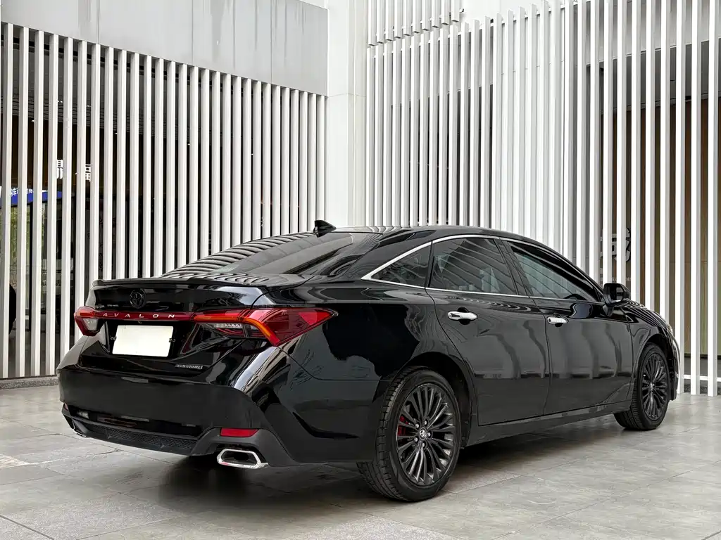 Toyota Avalon 2019 — фото 16