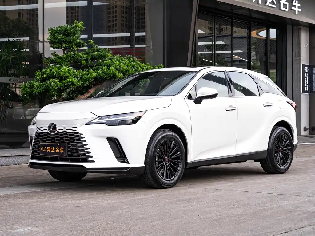 Lexus RX 2025