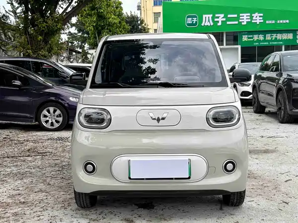 Wuling Hongguang MINIEV 2025