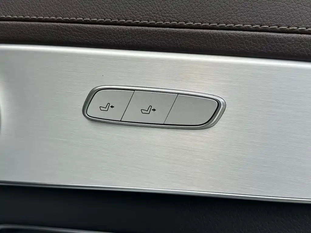 Mercedes-Benz GLC 2022 — фото 11