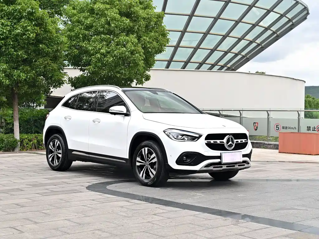 Mercedes-Benz GLA 2021 — фото 3
