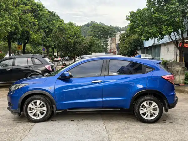 Honda Vezel 2015