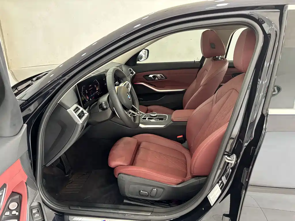 BMW 3 Series 2025 — фото 11