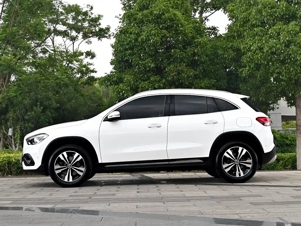 Mercedes-Benz GLA 2021 — фото 13