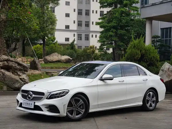 Mercedes-Benz C-Class 2021