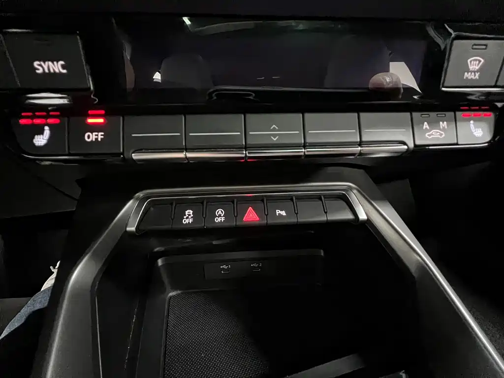 Audi A3 2022 — фото 16