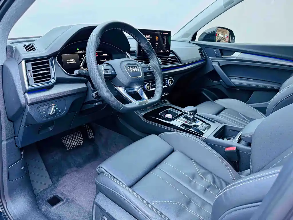Audi Q5L 2022 — фото 7