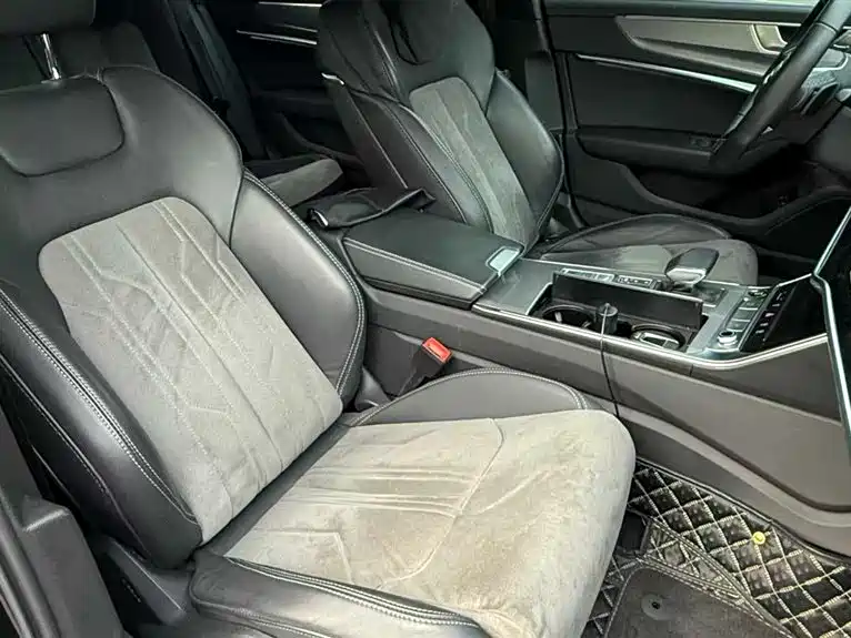 Audi A6L New Energy 2023 — фото 8