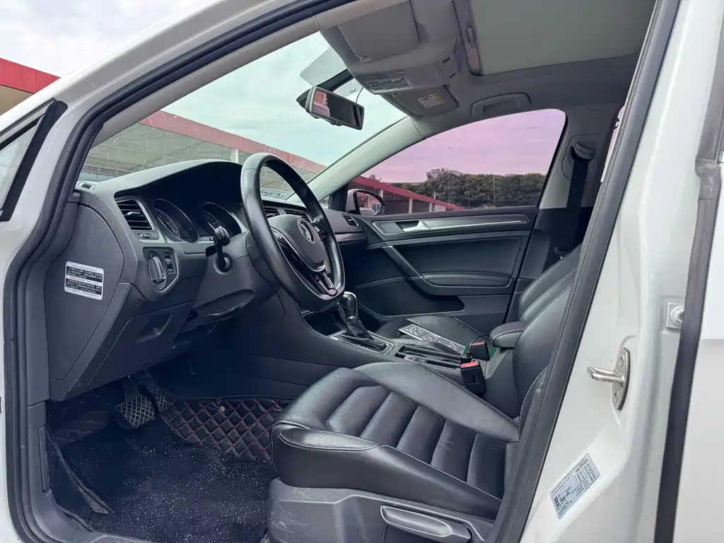 Volkswagen Golf 2016