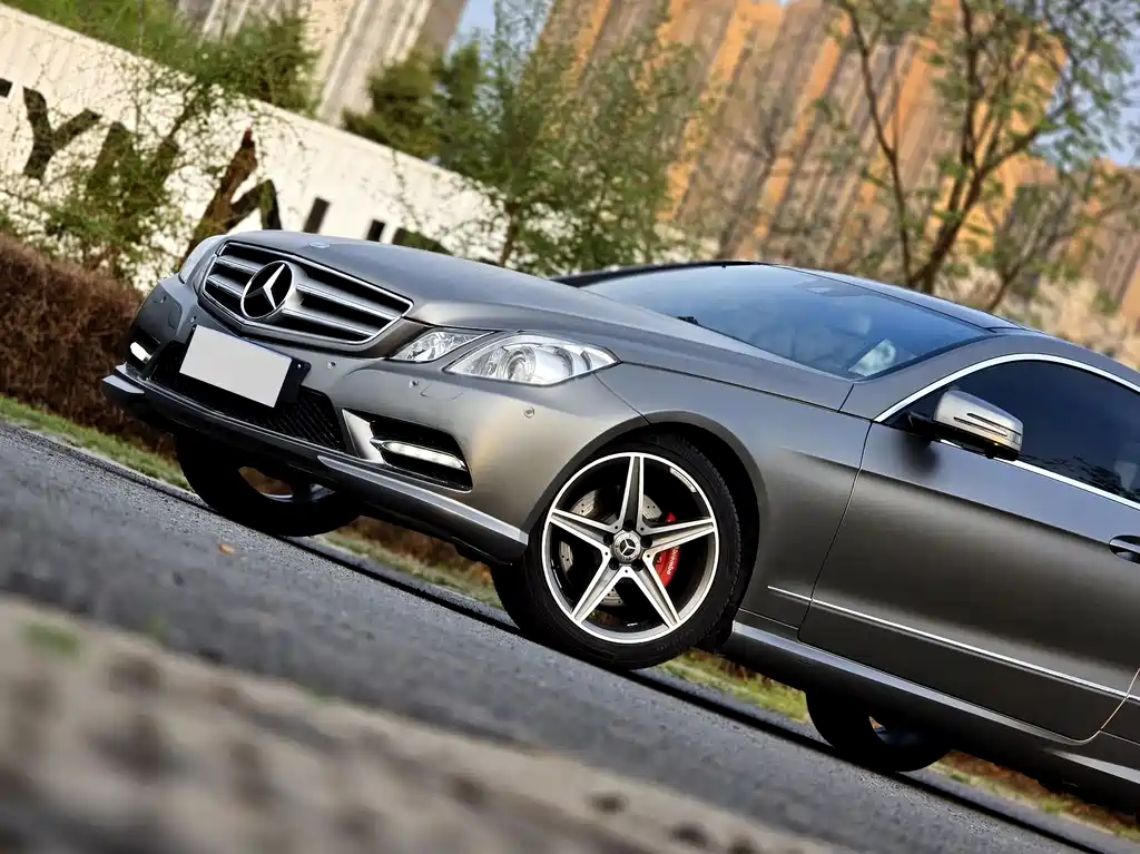 Mercedes-Benz E-Class 2014 — фото 18