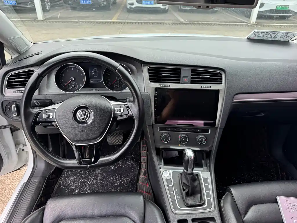 Volkswagen Golf 2016