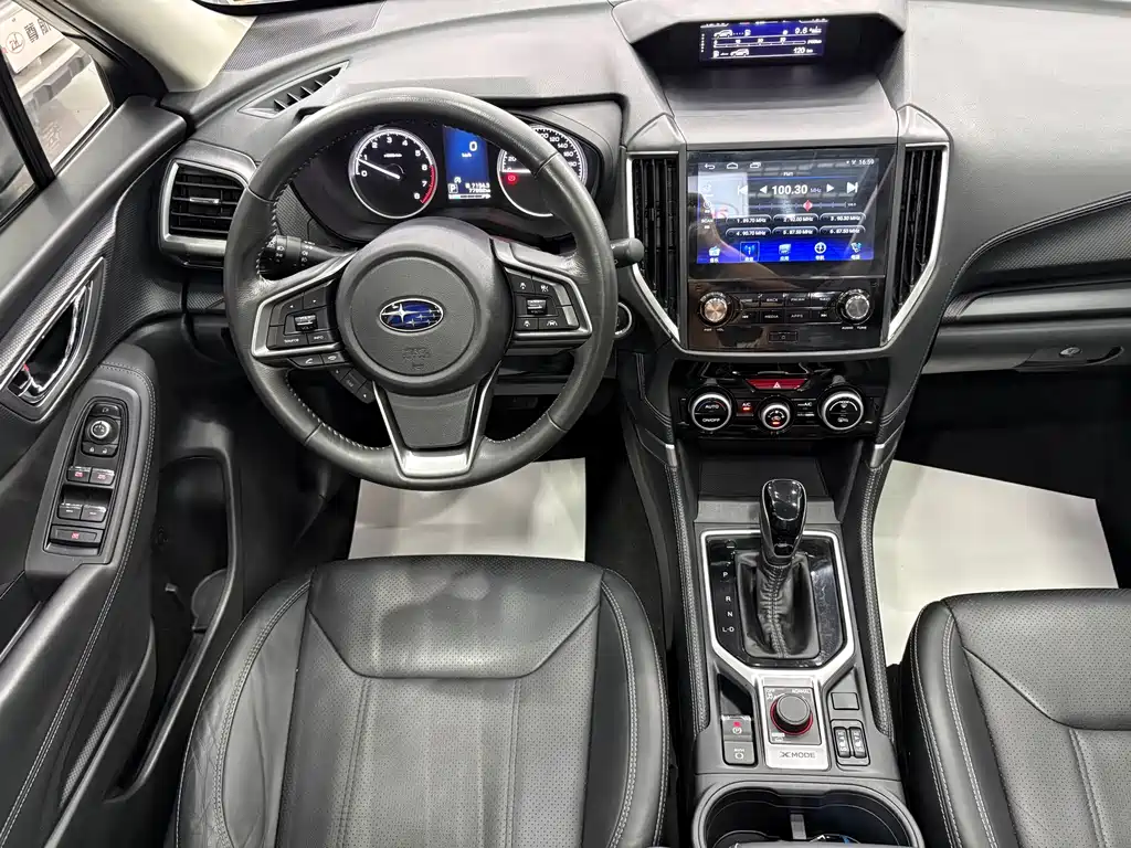 Subaru Forester 2019 — фото 12