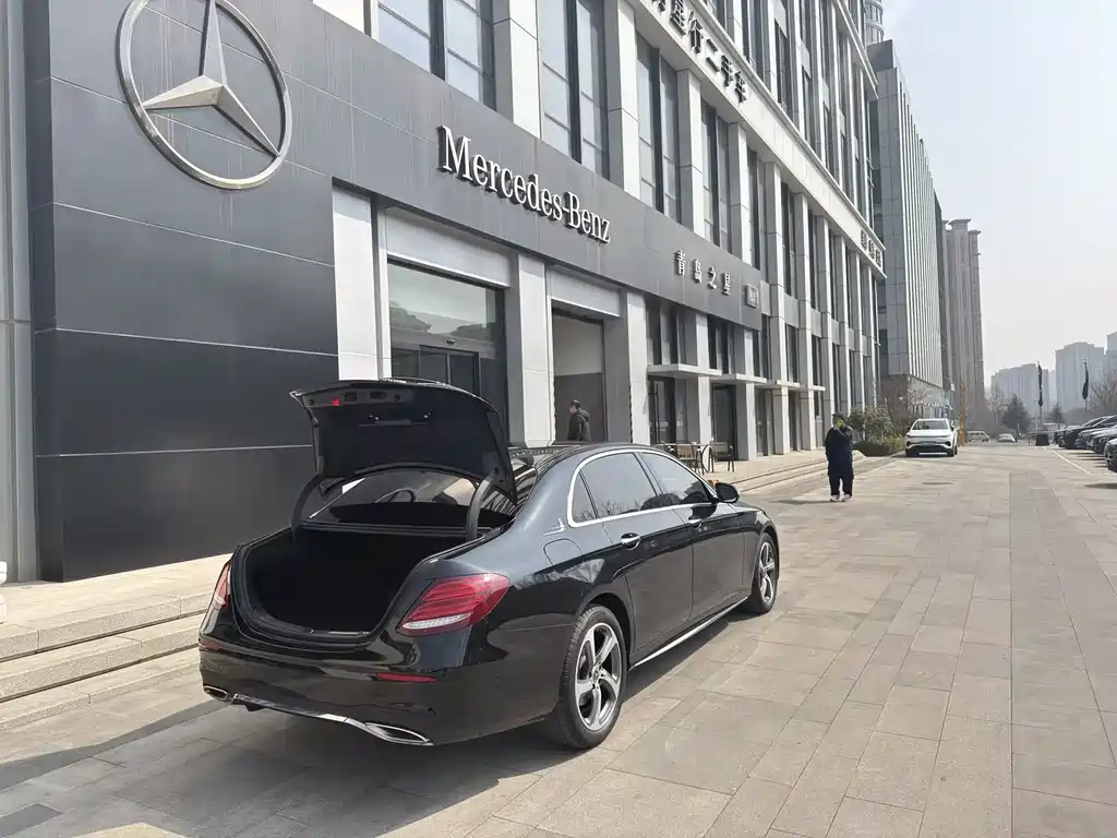 Mercedes-Benz E-Class 2019 — фото 8
