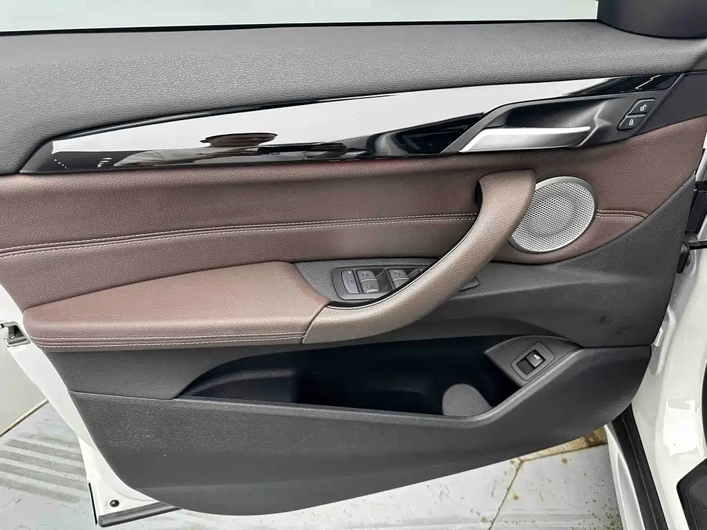 BMW X1 2022 — фото 10