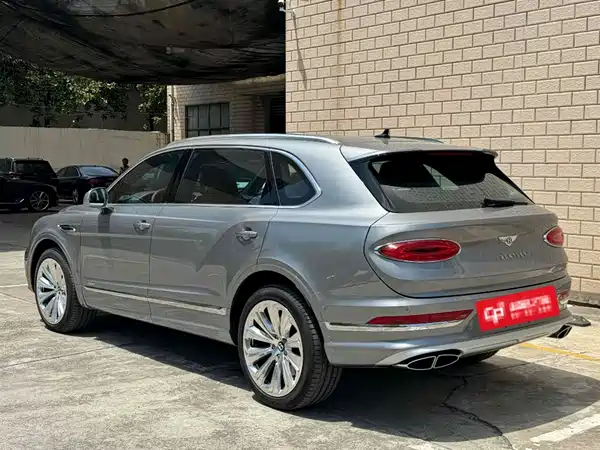 Bentley Bentayga 2023